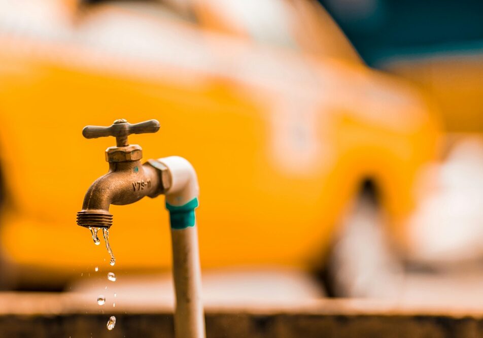 1752567520-pexels-jibarofoto-2339722.jpg