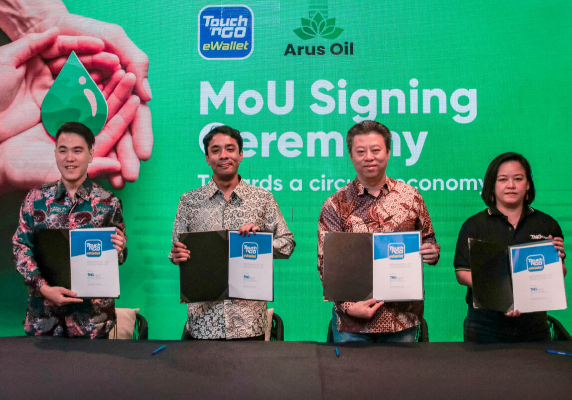 tng-ewallet-and-arus-oil-partner-to-power-malaysia-s-circular-economy-for-a-sustainable-future-thumb