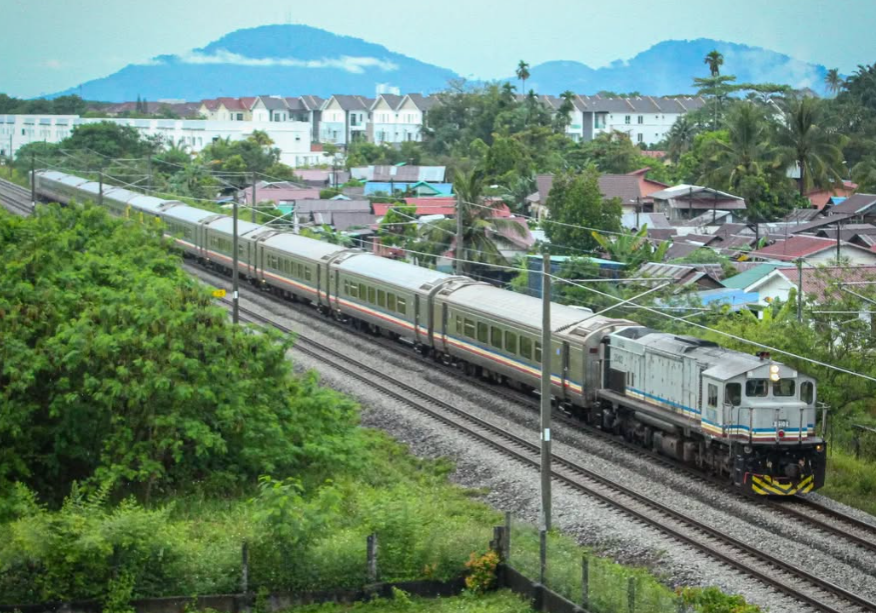 Cover image for malaysia to thailand by train